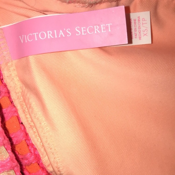 Victoria’s Secret Bikini Top - Picture 5 of 5